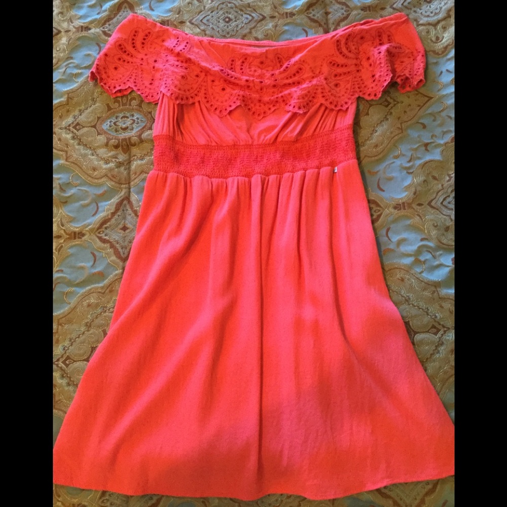 Guess Off-the-Shoulder Coral Sundress